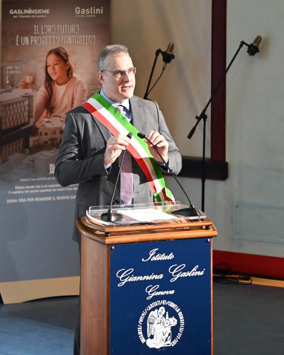 Posa della prima pietra 13
